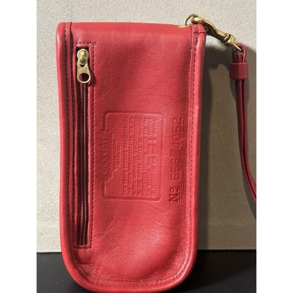 Vintage Coach USA Olympic Red Leather Phone Case Wristlet /wallet - Picture 5 of 8